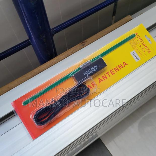 Universal Car Windscreen Antenna/Aerial - main view