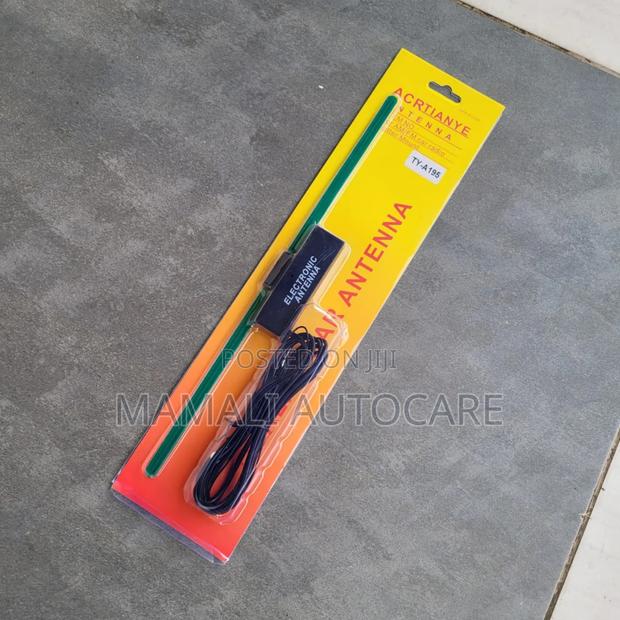 Universal Car Windscreen Antenna/Aerial - thumbnail 3