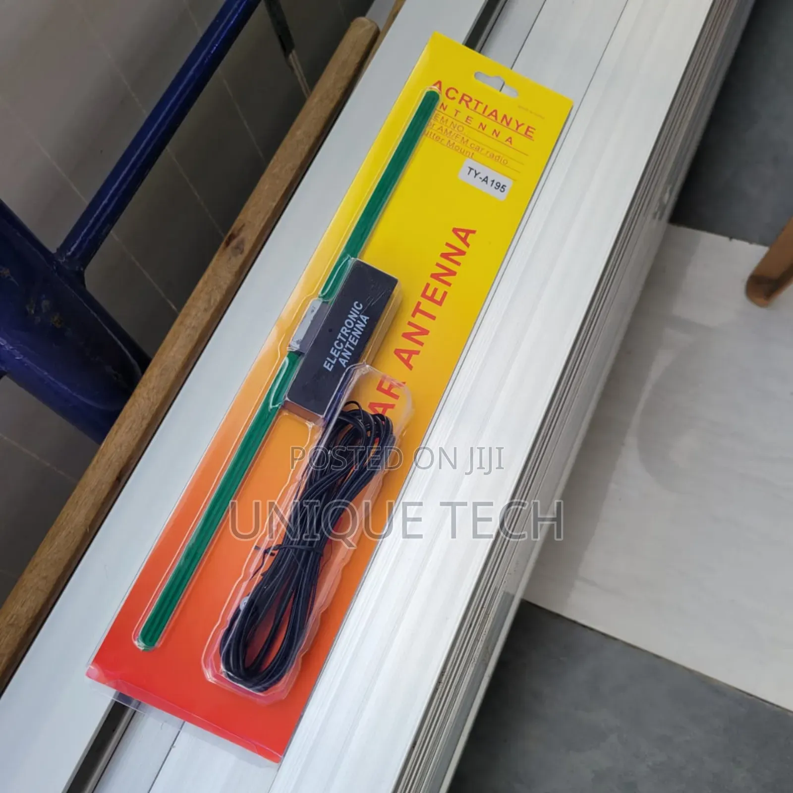 Car Windscreen Radio Antenna/Aerial
