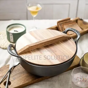 Pre-Seasoned Pure Cast Iron Flat Bottom Wok With Wooden Lid