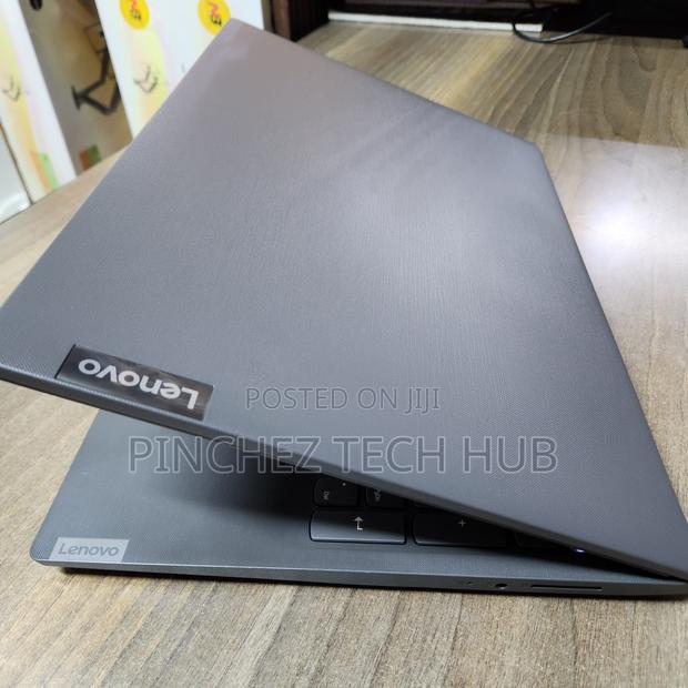 Laptop Lenovo V15 8GB Intel Core i3 SSD 256GB - thumbnail 3
