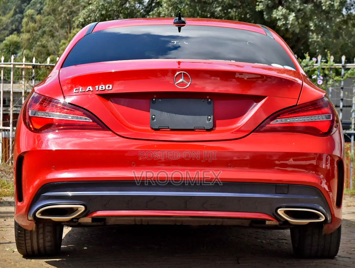 Mercedes-Benz C-Class 2018 Red