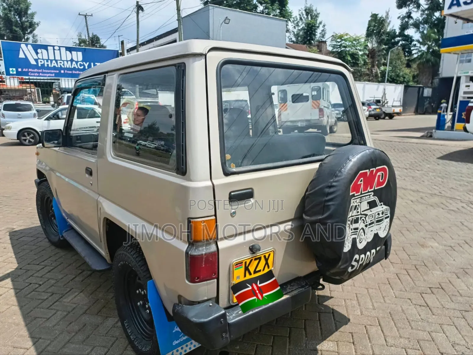 Daihatsu Rocky Wagon 1989 Beige