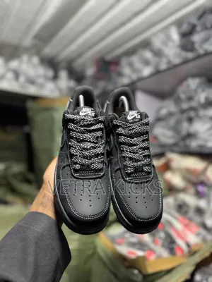 Airforce on Sneakers Venom