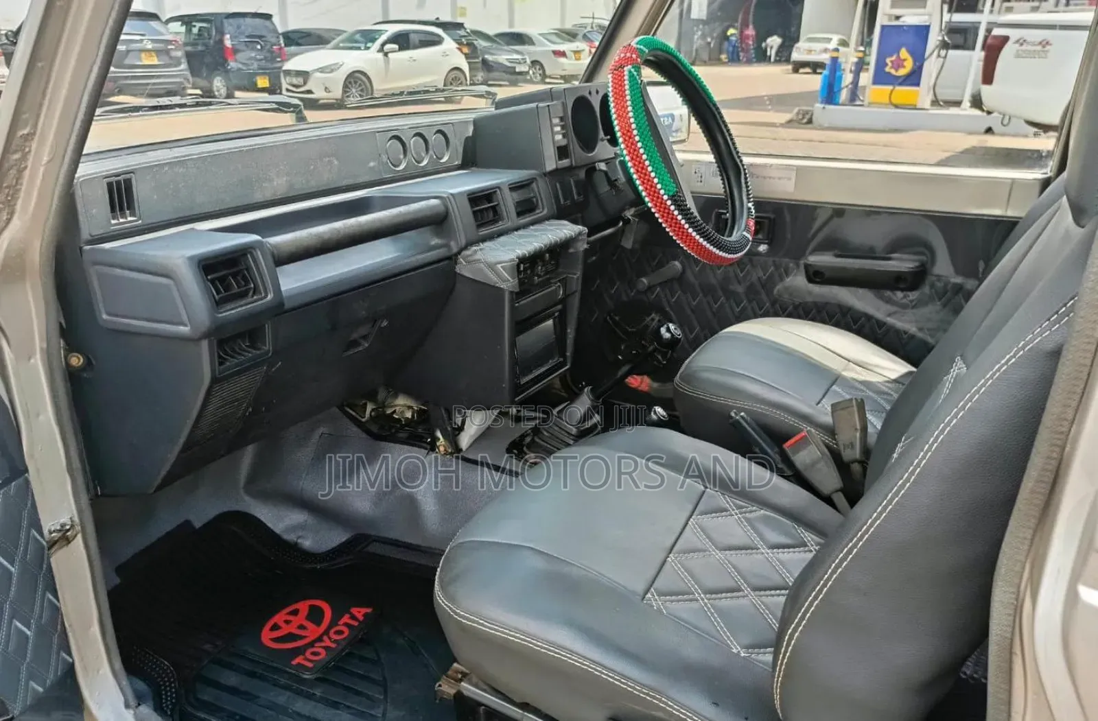 Daihatsu Rocky Wagon 1989 Beige