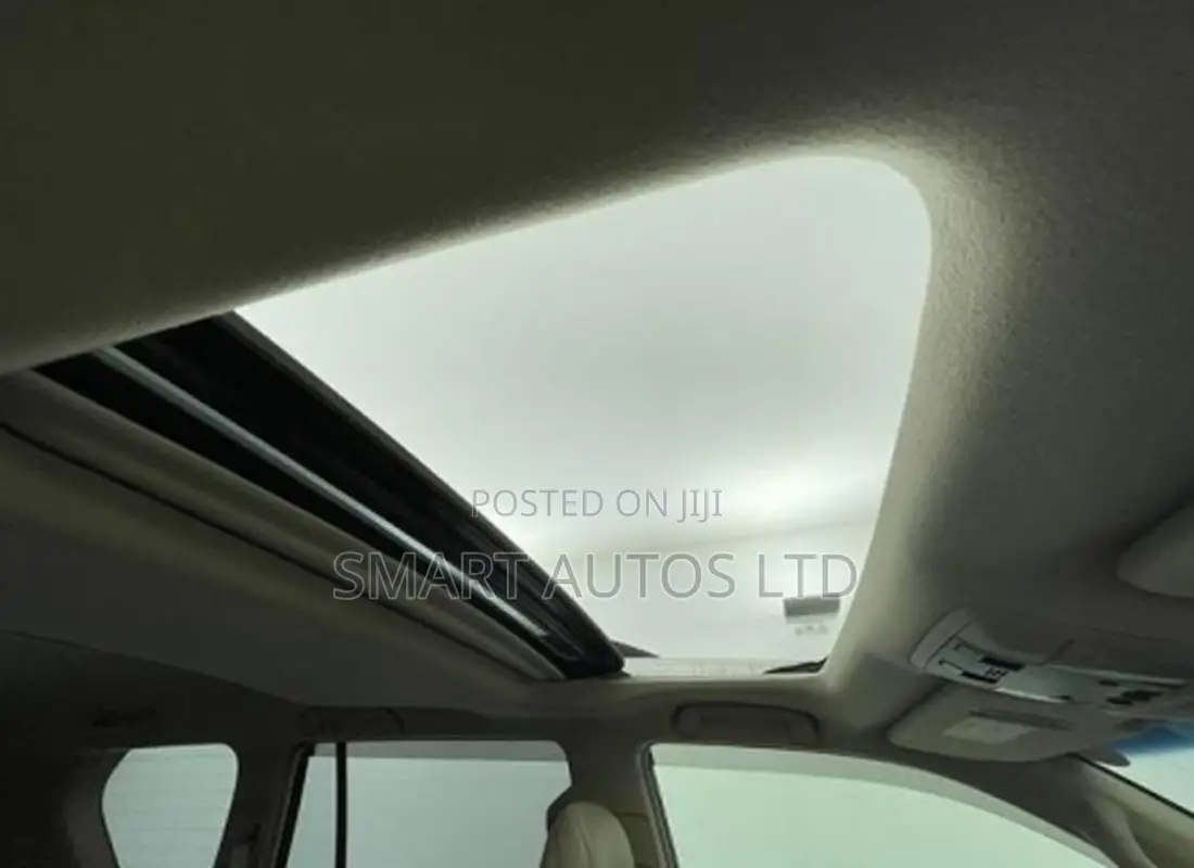 Toyota Land Cruiser Prado 2019 White