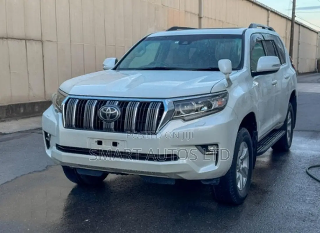 Toyota Land Cruiser Prado 2019 White