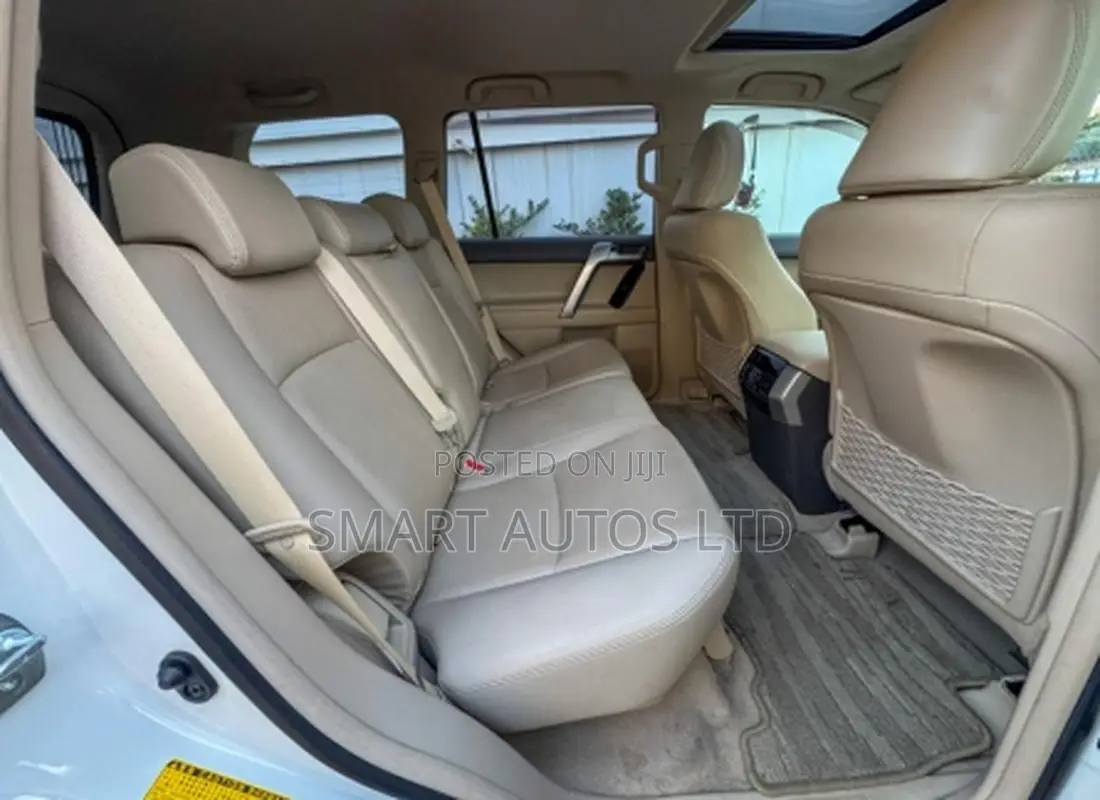 Toyota Land Cruiser Prado 2019 White