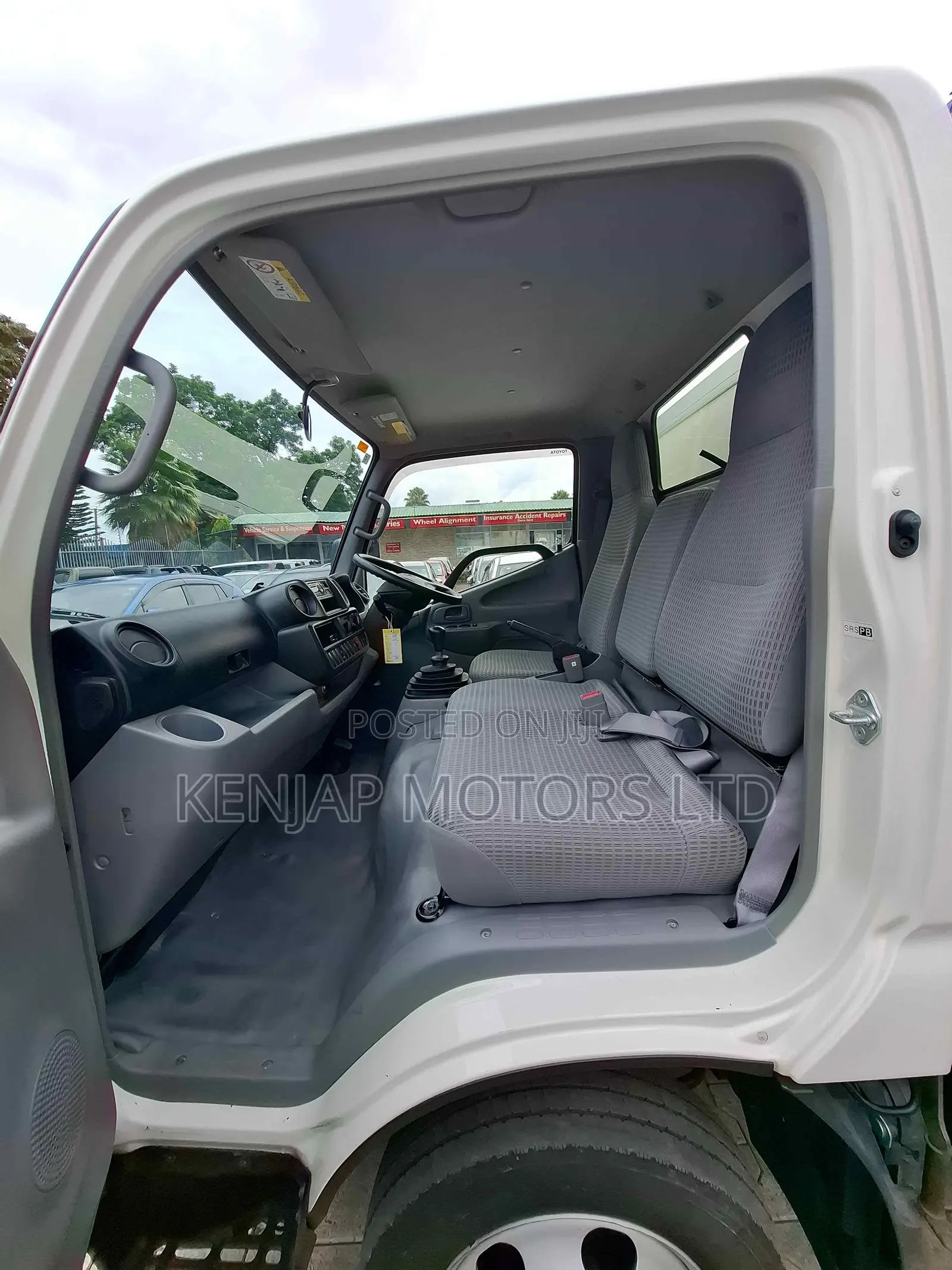 Toyota Dyna 2019 White