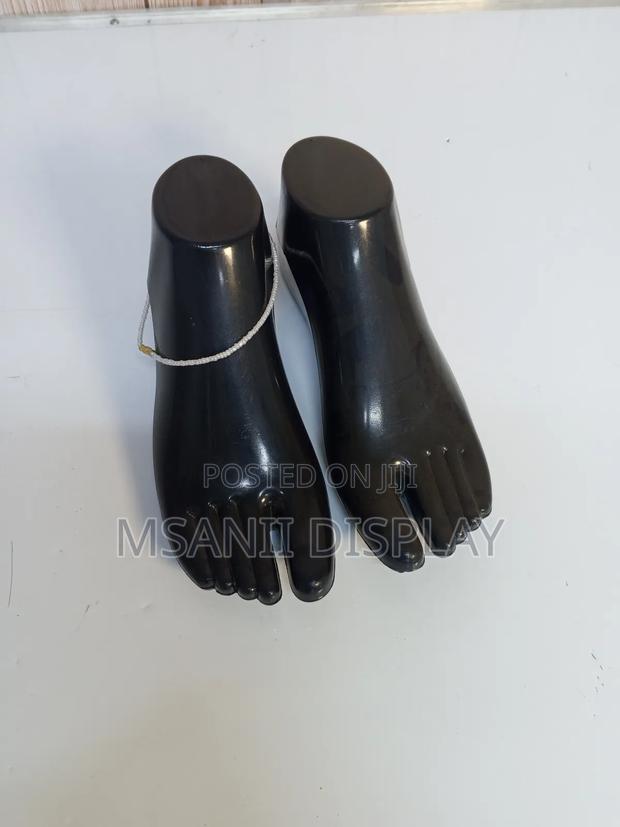 Shoe Display - thumbnail 2