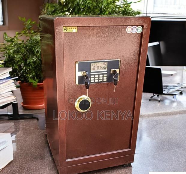 Fireproof Safe; 110 Kg's Modern Imported, Lockable Fireproof Safe - thumbnail 9