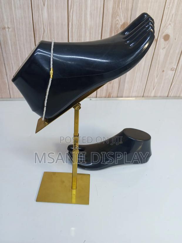 Shoe Stand - main view