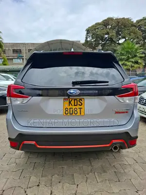Subaru Forester 2018 Silver