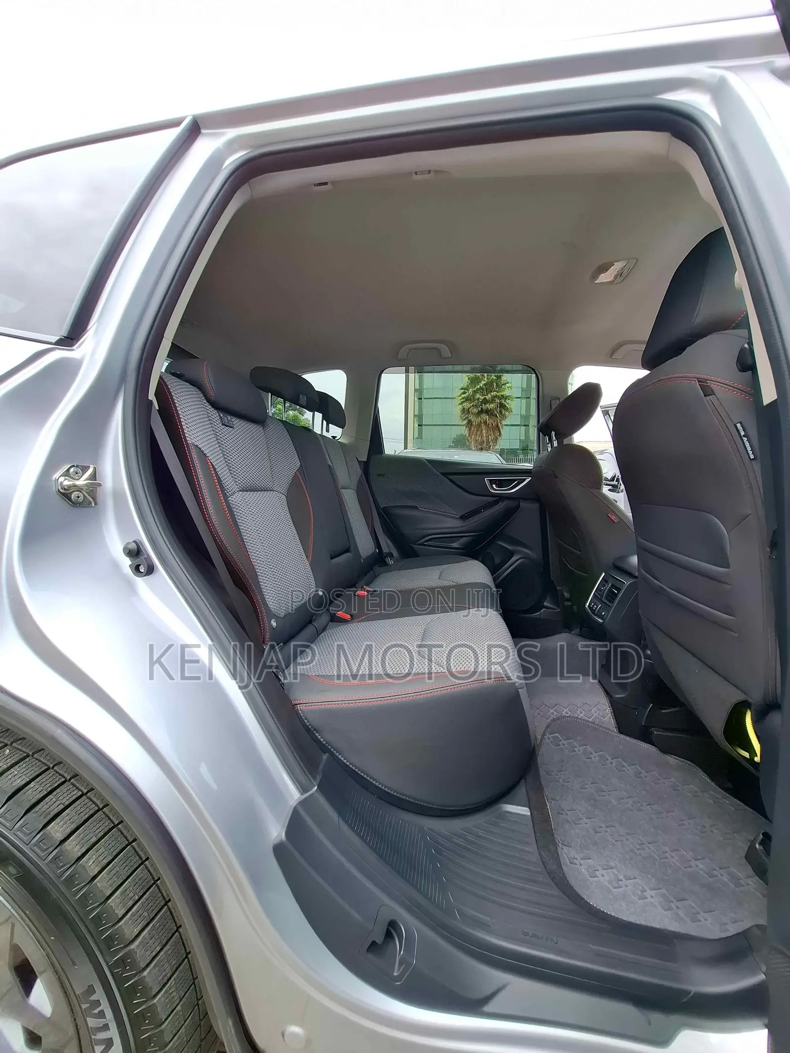 Subaru Forester 2018 Silver
