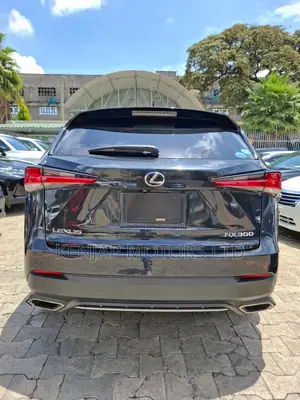 Lexus NX 300 FWD 2018 Black