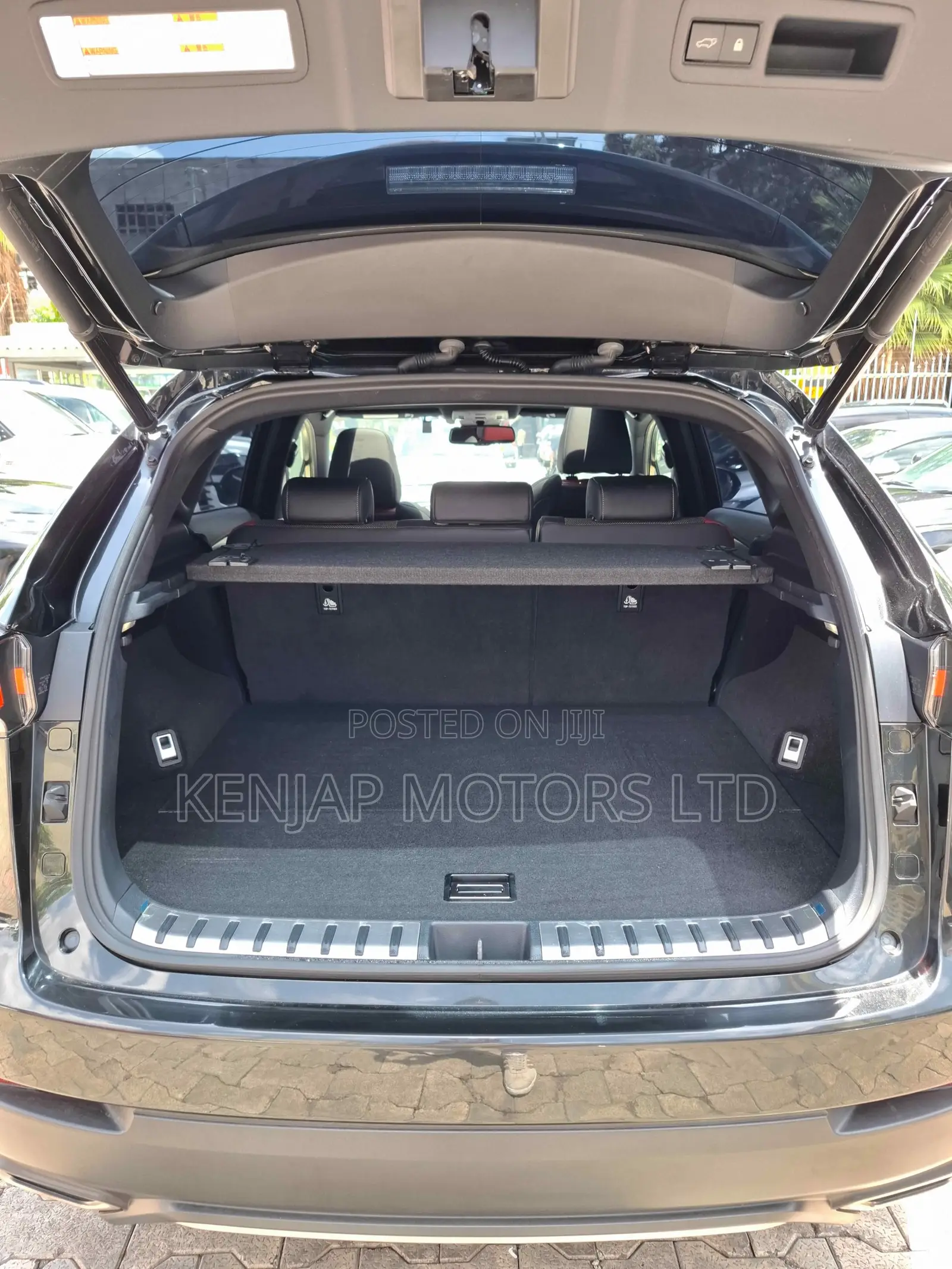 Lexus NX 300 FWD 2018 Black