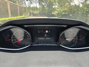 Peugeot 308 2017 Red
