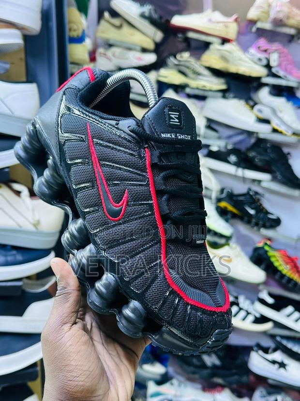 Nike Shox Available - thumbnail 7