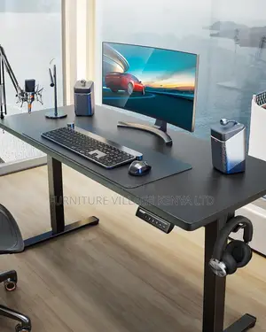 Office Desk ; 1.4 Meter Height Electric Sit And Stand Office Desk