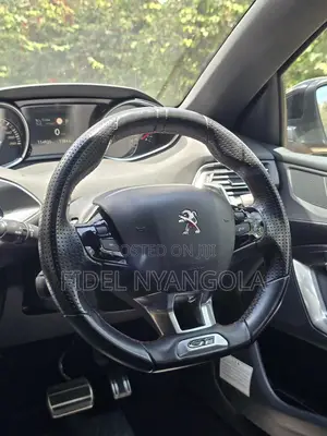 Peugeot 308 2017 Red