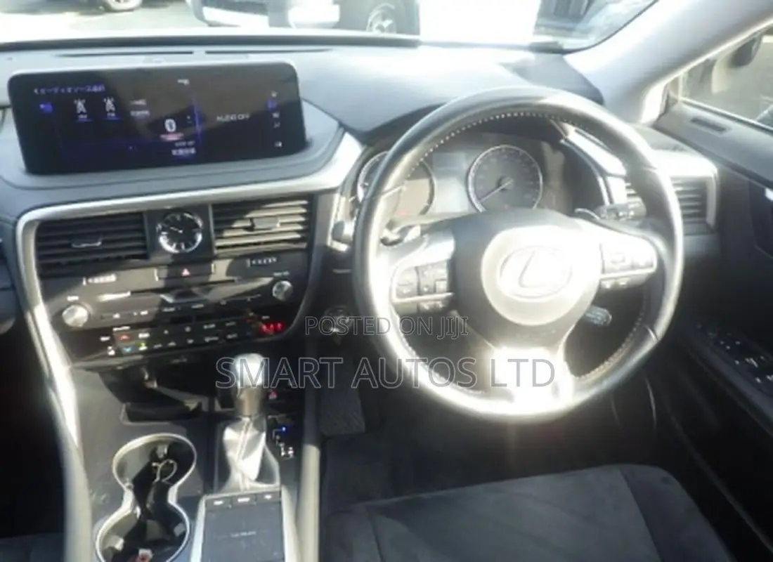 Lexus RX 300 2WD 2020 Green