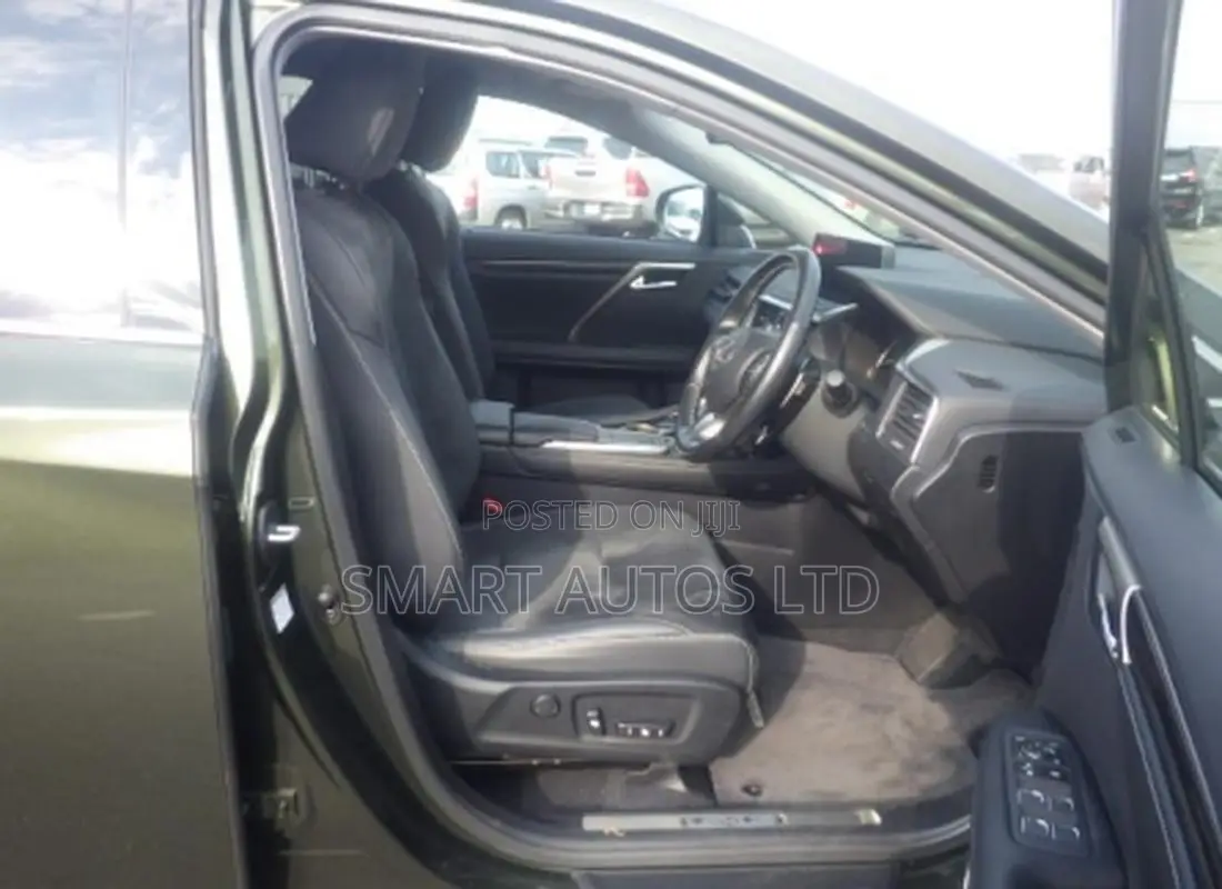 Lexus RX 300 2WD 2020 Green