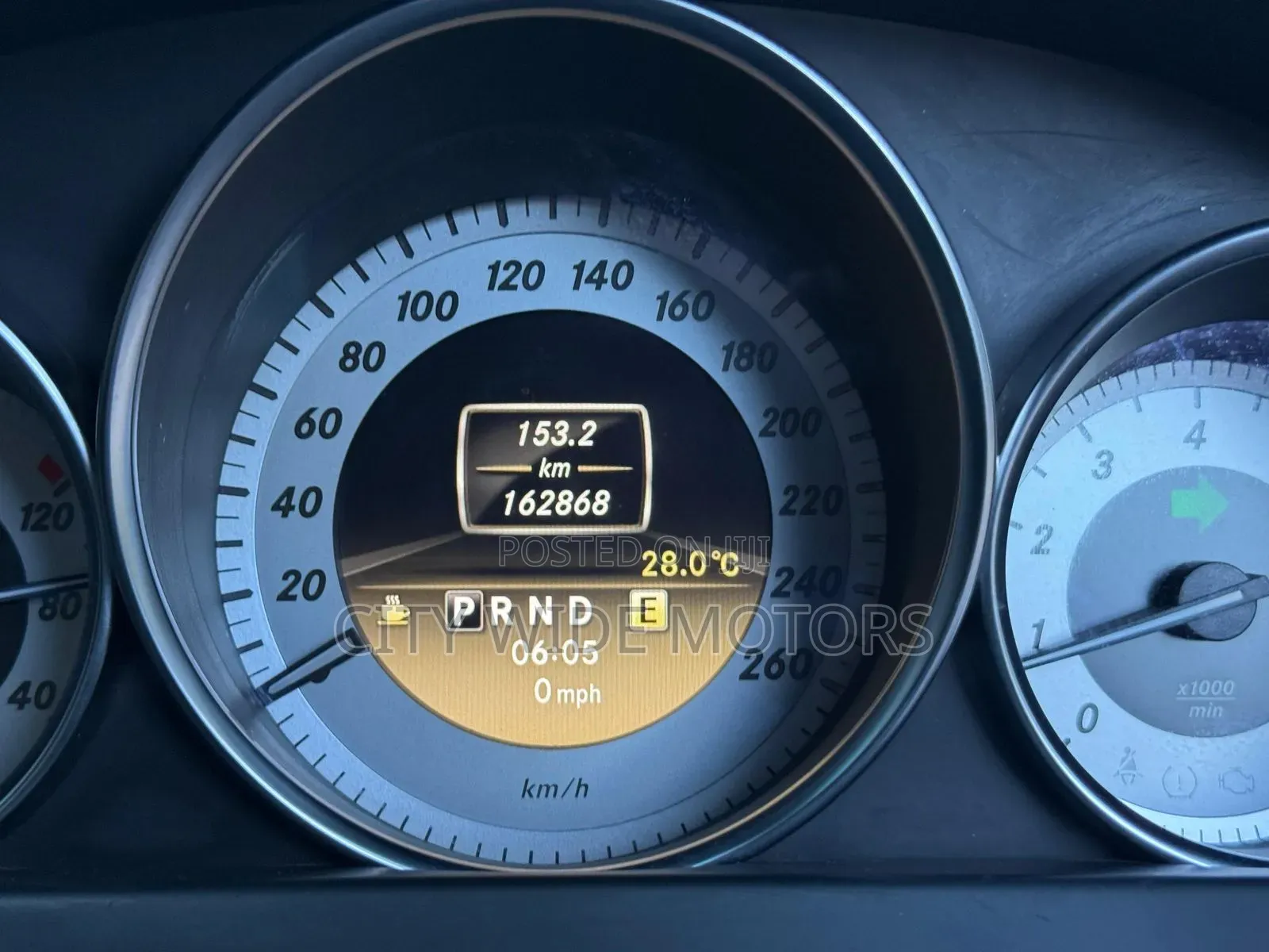 Mercedes-Benz C200 2011 Black