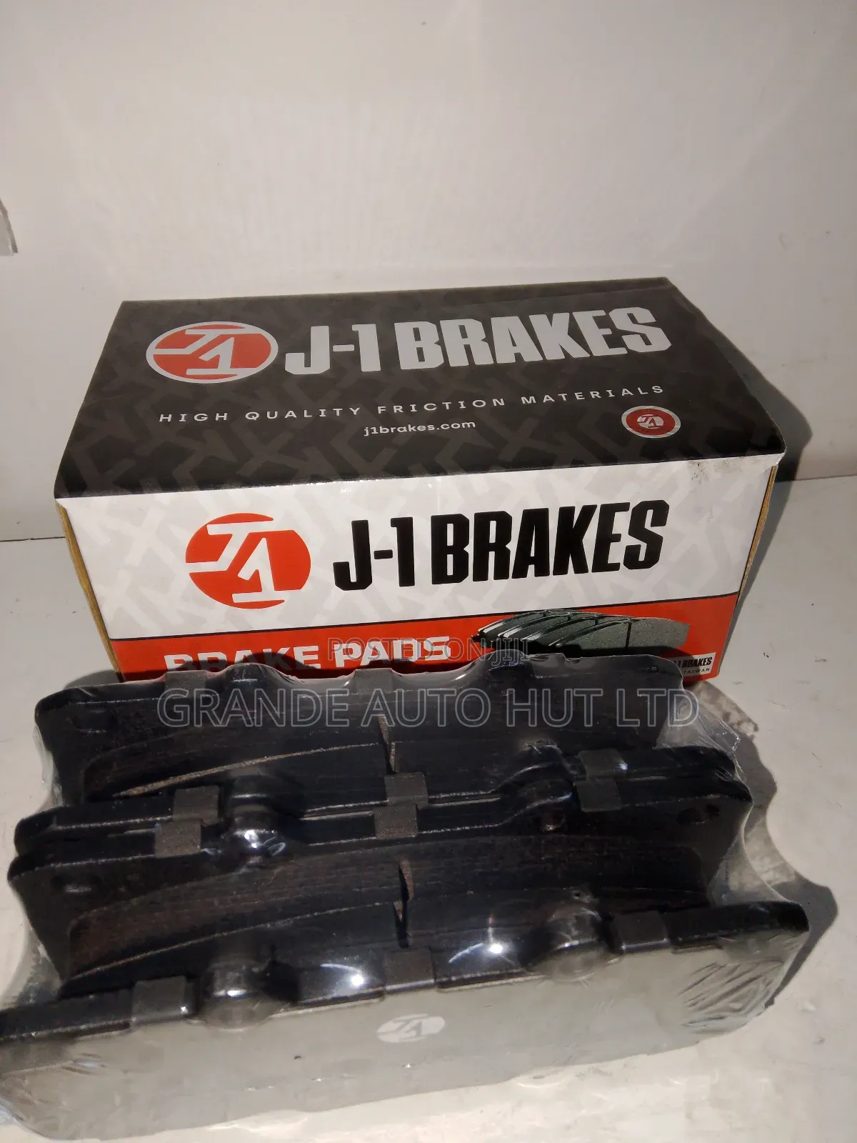 Front Brake Pads Toyota Hilux Long (J1brakes Brand)