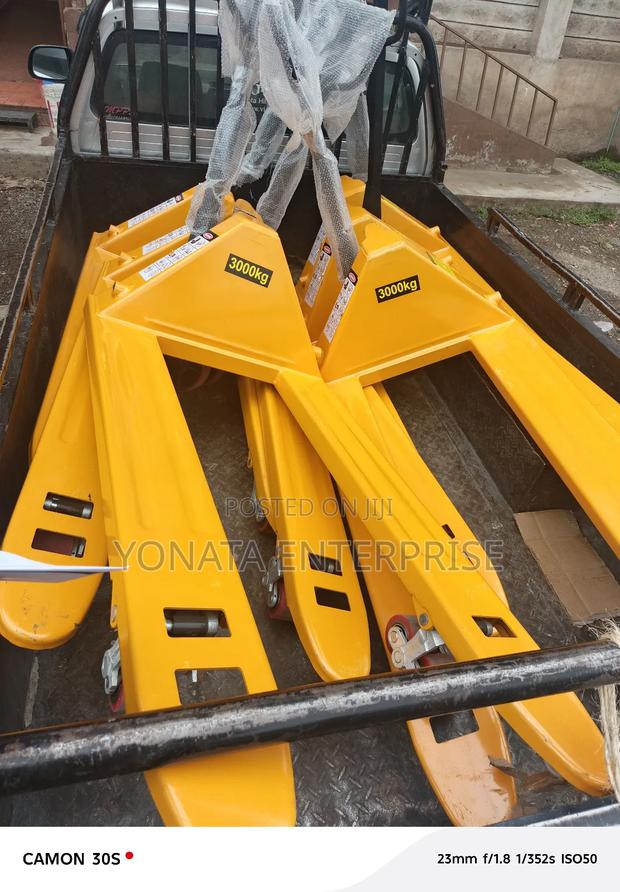 Heavy Duty Workshop Trolley/Pallet Truck 3t - thumbnail 3