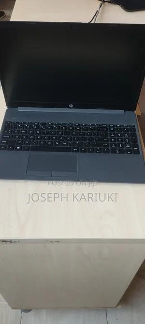 Laptop HP 250 G8 4GB Intel Celeron HDD 1T