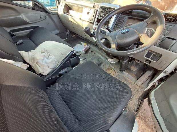 Mitsubishi Canter Bowser 7000ltrs - thumbnail 11