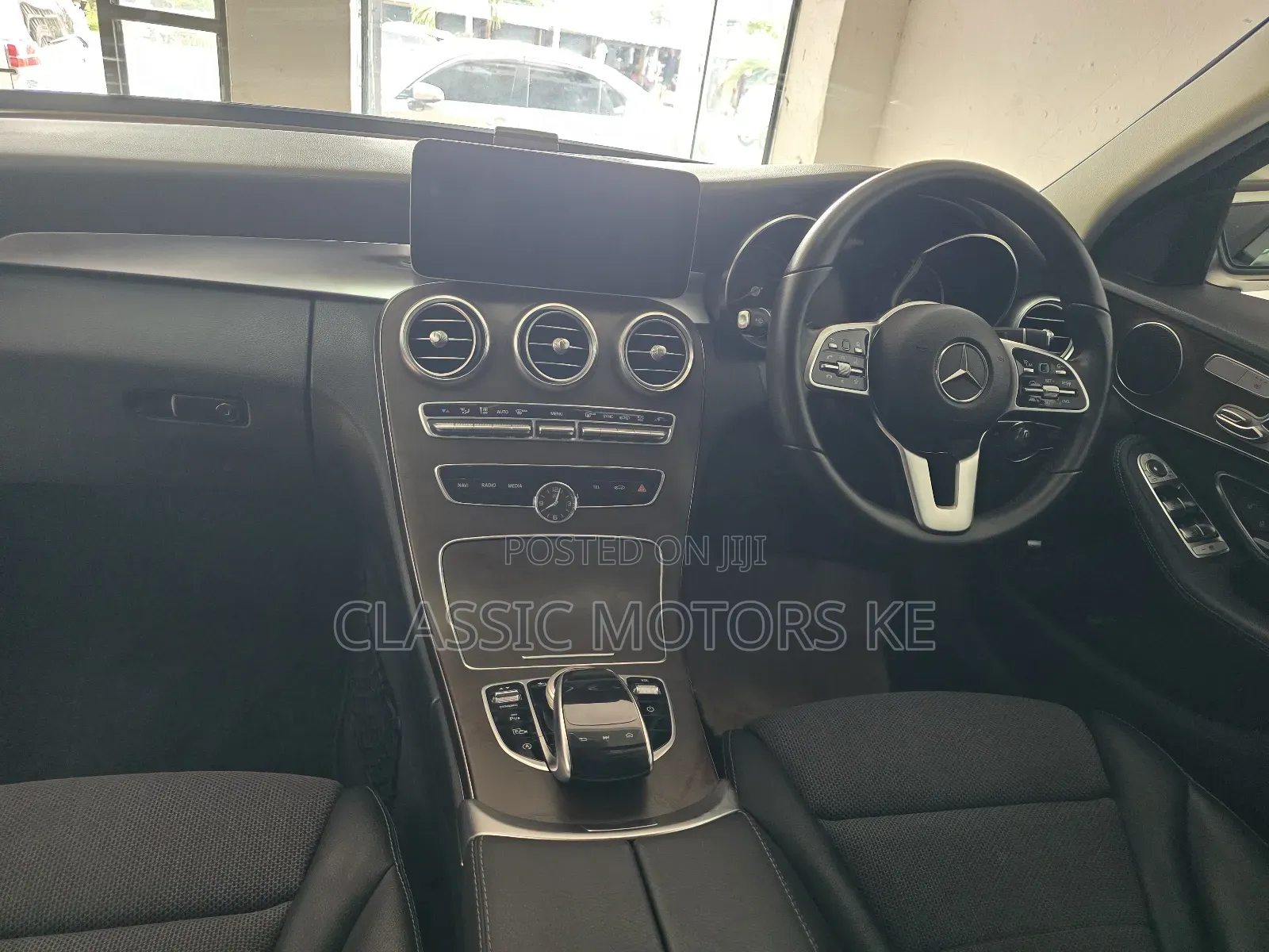 Mercedes-Benz C180 2019 Black