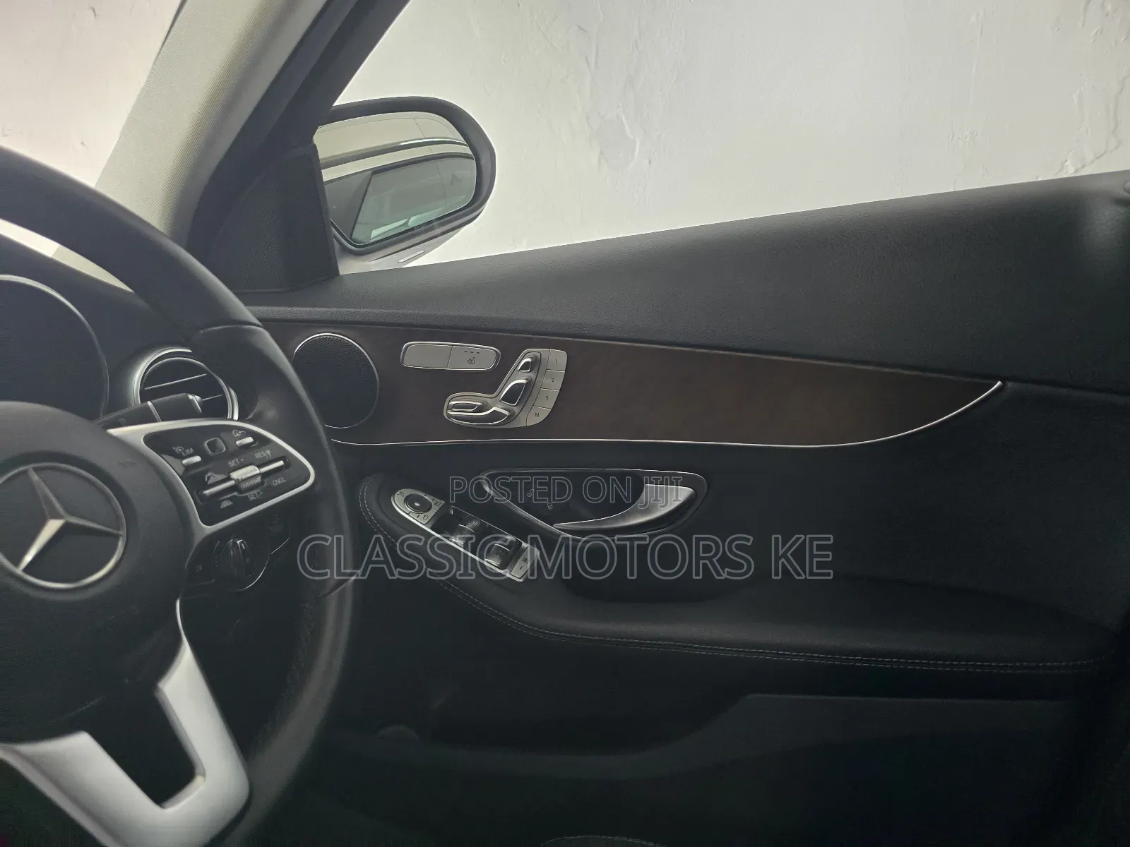Mercedes-Benz C180 2019 Black
