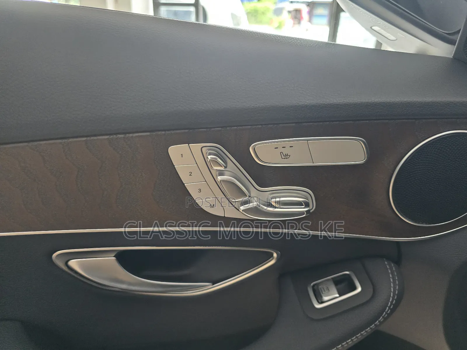Mercedes-Benz C180 2019 Black