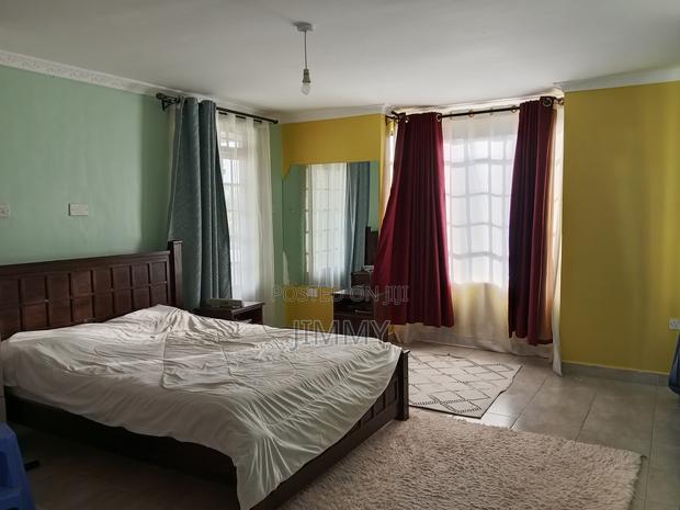 5bdrm House in Gateway Mall Area for sale - thumbnail 4