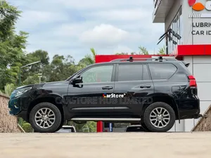 Toyota Land Cruiser Prado 2.8 2020 Black