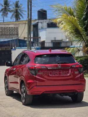 Honda Vezel 2018 Red