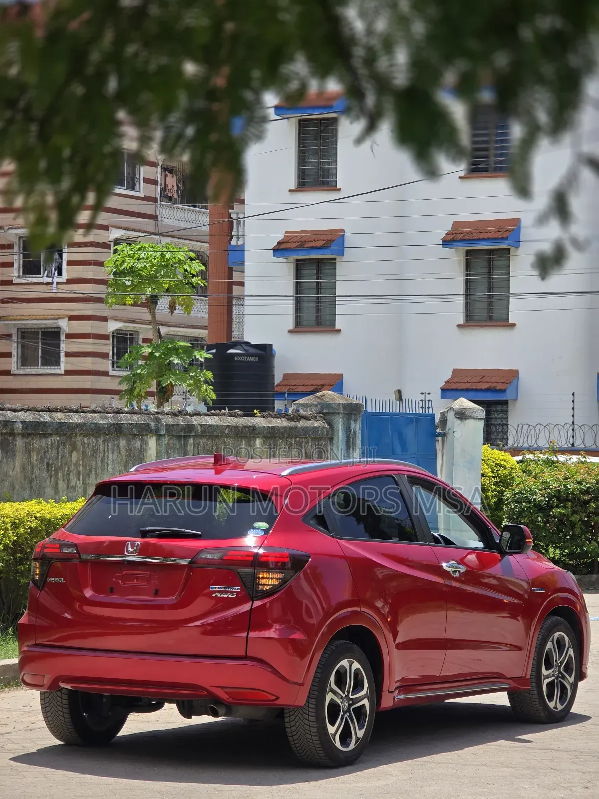 Honda Vezel 2018 Red