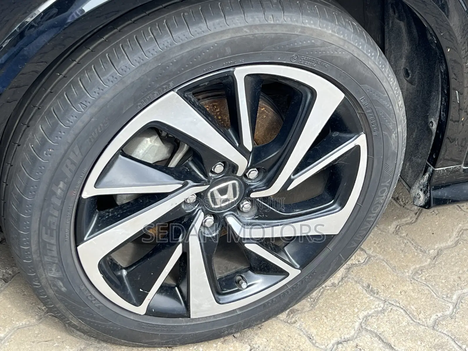 Honda Vezel 2019 Matt Black