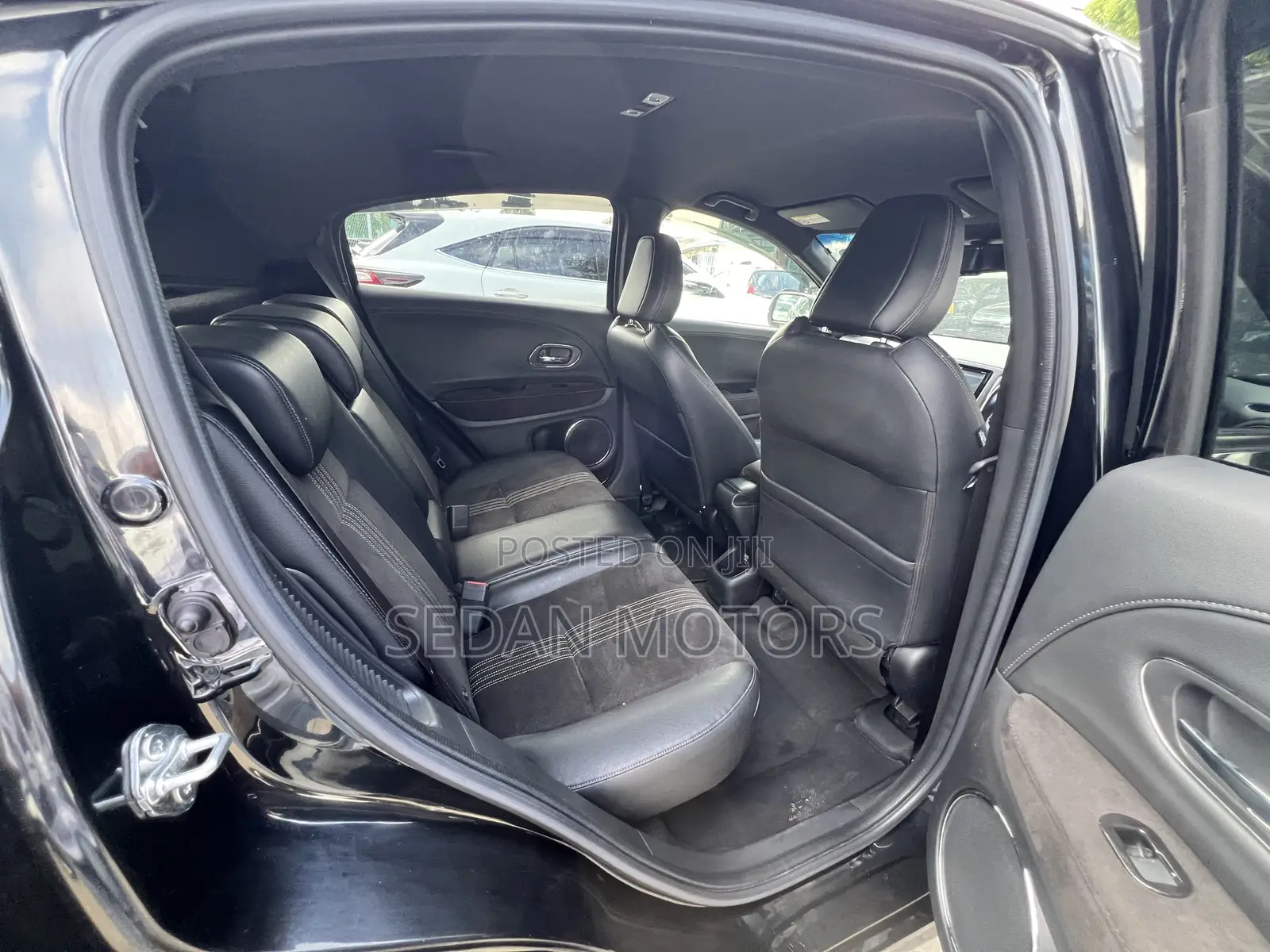 Honda Vezel 2019 Matt Black