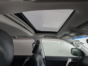 Toyota Land Cruiser Prado 2.8 2019 White