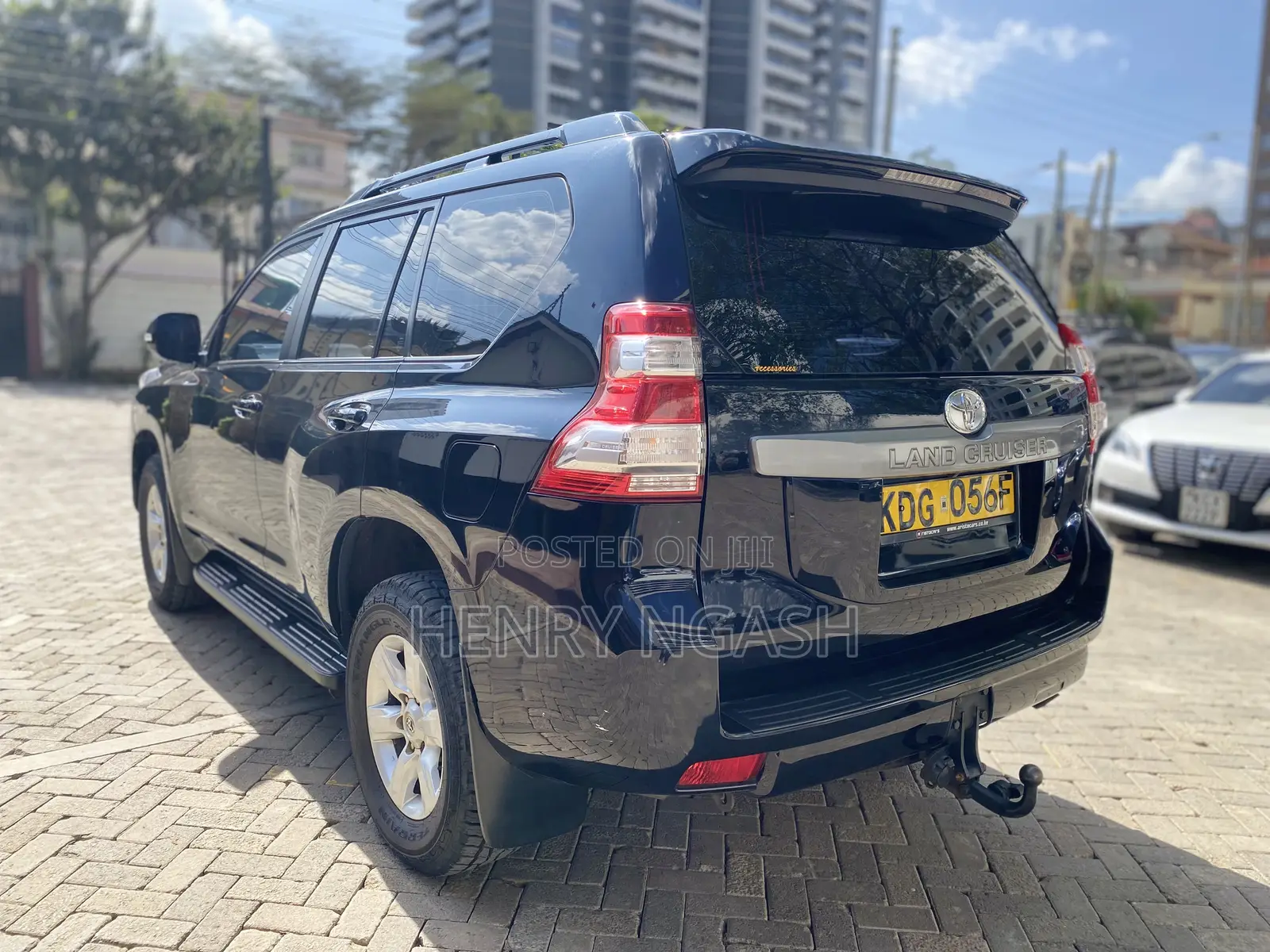 Toyota Land Cruiser Prado 2016 Black