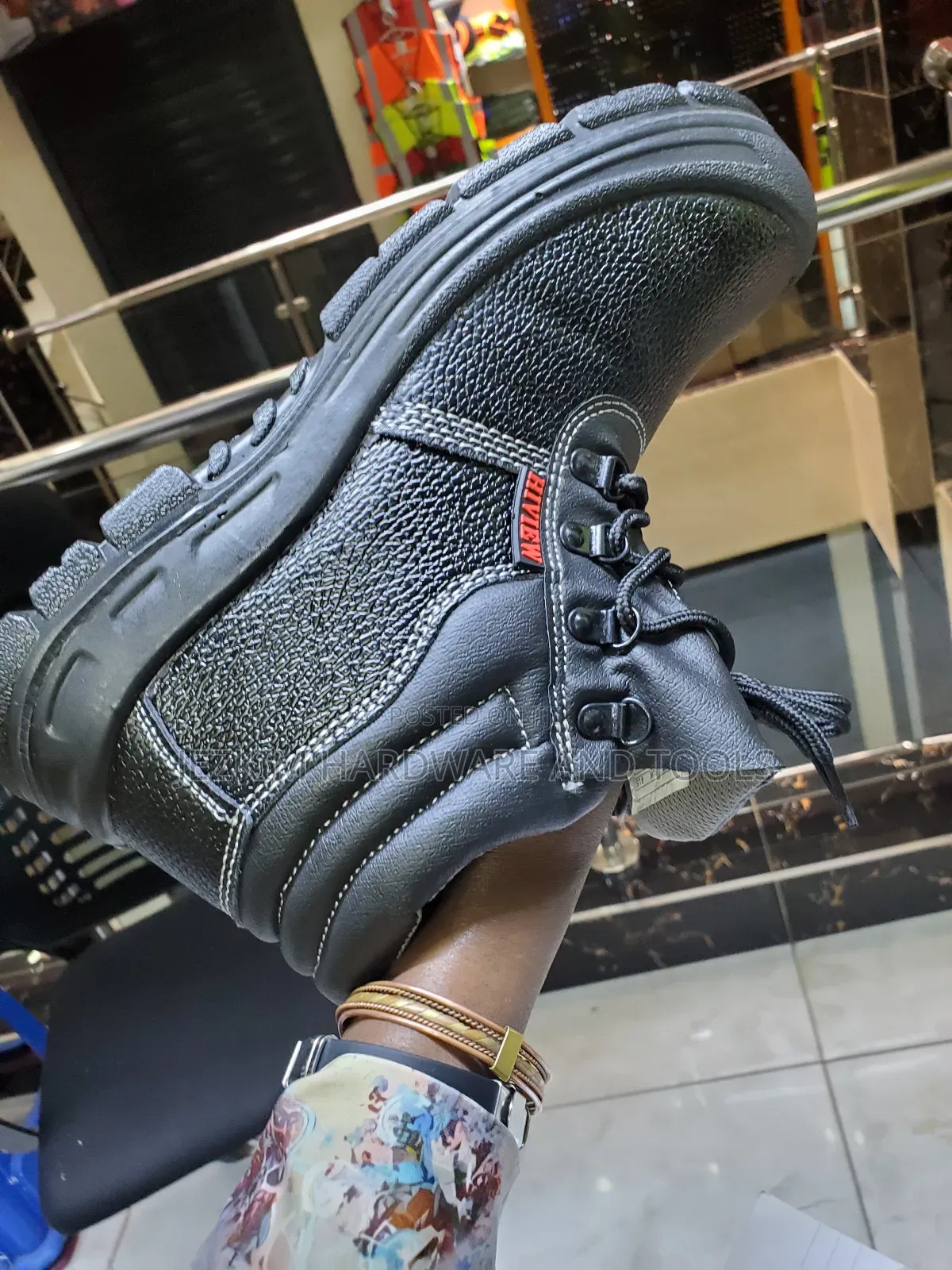 Safety Boots Hiview