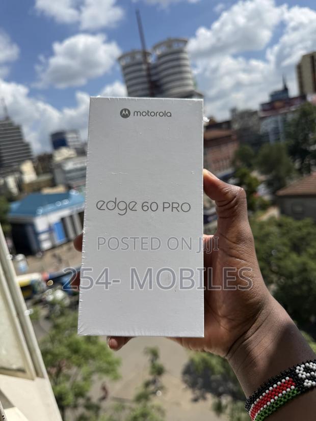 New Motorola Edge 60 Pro 512 GB Purple