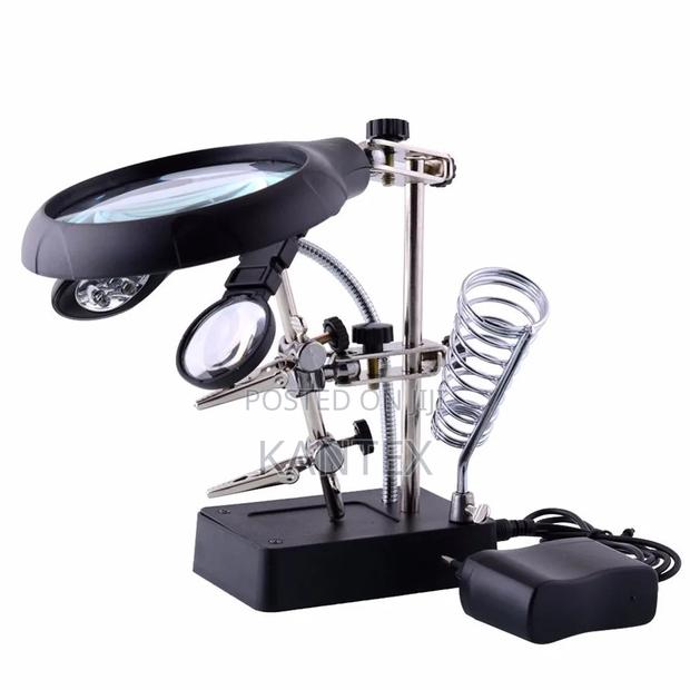 Magnifier With Auxiliary Clip Ac/Dc Interchangeable - main view