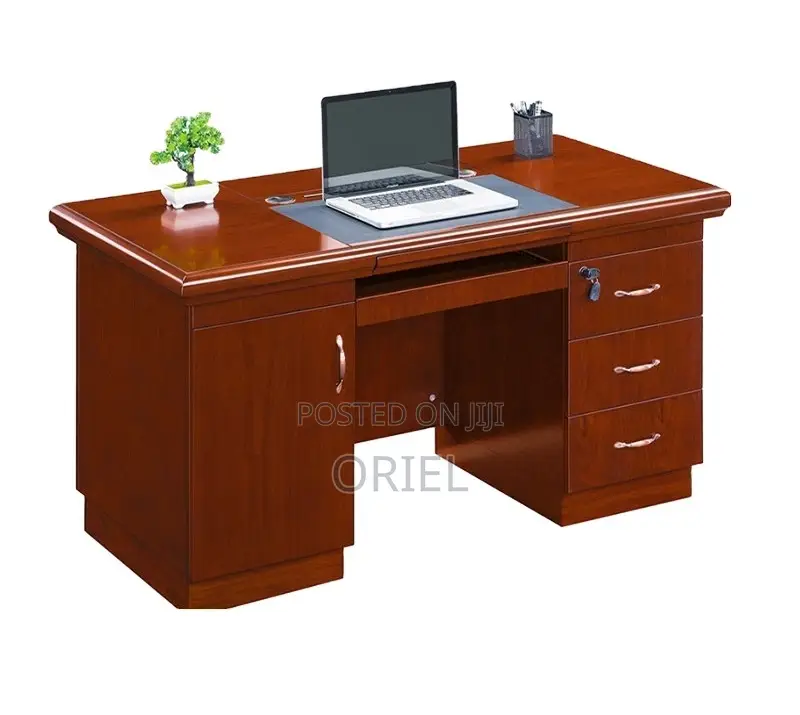 Office Desk : 1400mm Mahogany Finish Executive Office Desk