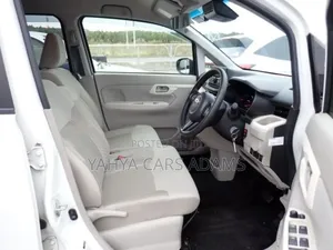 Daihatsu Move 2020 White