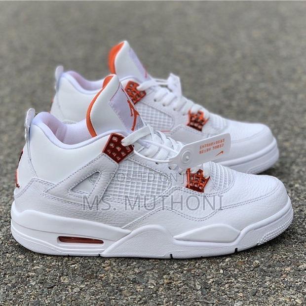 Brabd New Nike Air Jordan 4 Retro 'Red Metallic'. - thumbnail 3