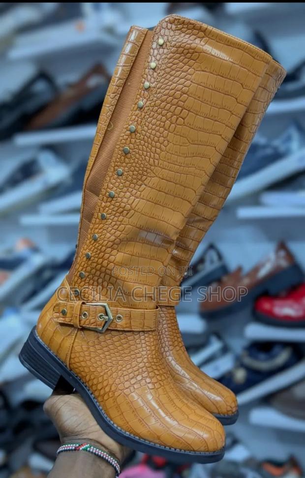 Ladies Leather Boots