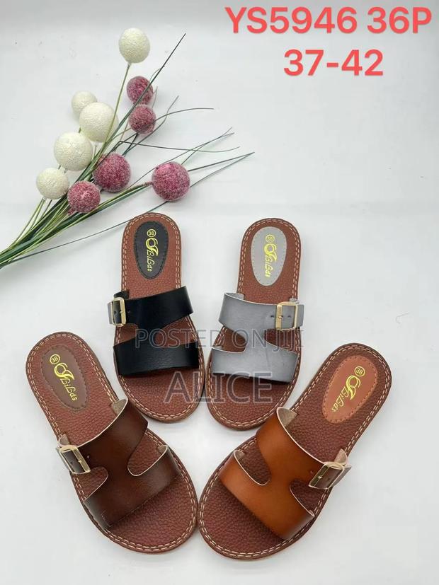 Leather Sandals - thumbnail 3